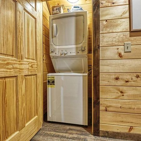 Adventure Retreat/Cabin/Pool+Hot Tub/Game Room+Theater Sevierville Exterior foto